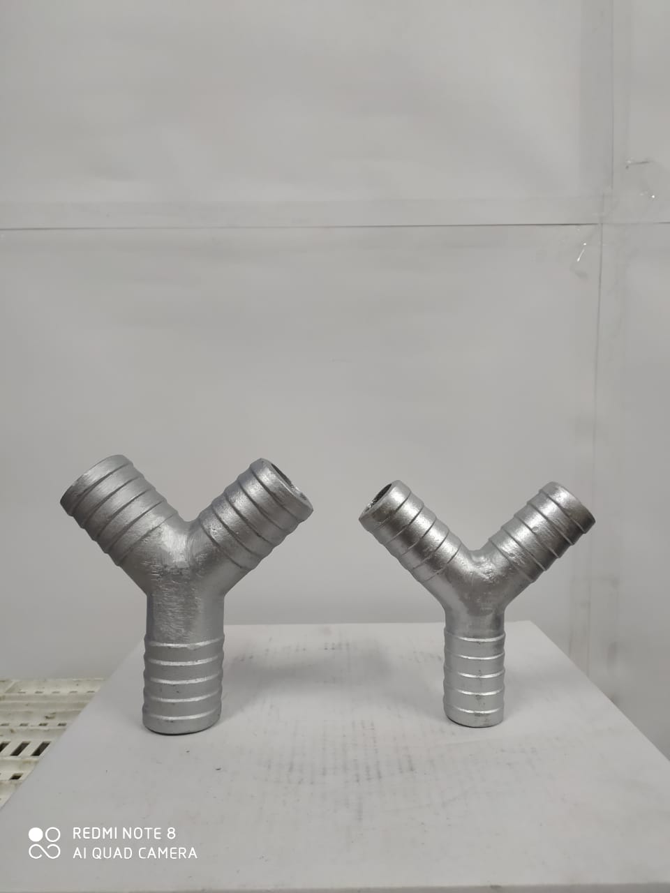 Yee Espigo en aluminio